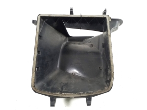 Mercedes Benz GLS 166 (2015–2019) Innenraumluftfiltergehäuse A1668300153 - 3