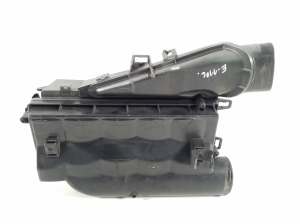 Mercedes Benz GLS 166 (2015–2019) Luftfiltergehäuse A2780902101 - 4