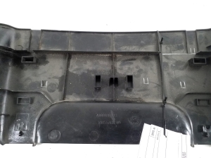 Mercedes Benz GLS 166 (2015–2019) Sonstiges Teil des Rücksitzes A1669380373 - 3