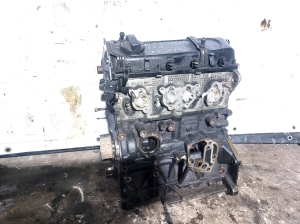 Volkswagen Passat B5 (1997–2005) Motor AZM