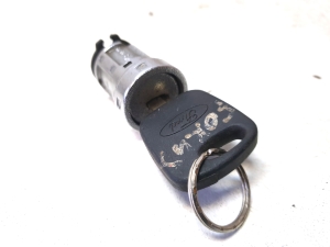Ford Focus IV (1986–1990) Ignition switch S38KB - 3