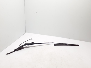 Tesla Model X X (2015–2026) Wischerarm vorne 104667000C - 3