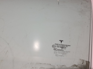 Tesla Model X X (2015–2026) Esiukse klaas 102882200J - 2