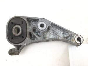 Opel Meriva (2003–2010) Getriebehalter 13117089 - 2