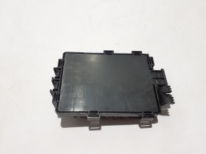 Tesla Model X X (2015–2026) Kaitsmekarp salongis 109440901E - 3