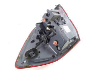 Mercedes Benz GLS 166 (2015–2019) Eckleuchte hinten A1669066102 - 3
