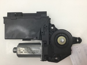  Rear side door window motor 