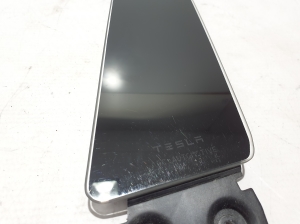 Tesla Model X X (2015–2026) Vidējā statņa ārējā apdare 109231198D - 2