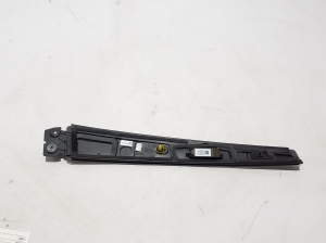 Tesla Model X X (2015–2026) Außenverkleidung der Mittelsäule 108390200B - 3