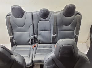 Tesla Model X X (2015–2026) Salons un tā detaļas - 2