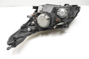 TOYOTA Avensis T27 (2008–2019) Esituli 1000017686 - 3