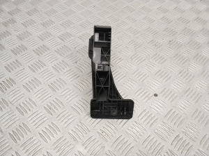 BMW 2 SERIES F45 (2014–2026) Gaspedal 6860000 - 2