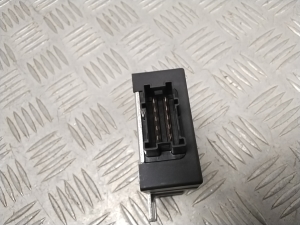 BMW 2 SERIES F45 (2014–2026) Fuel pump control module 7404880 - 4