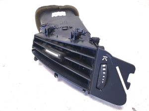Dashboard air vent grilles - 522040591
