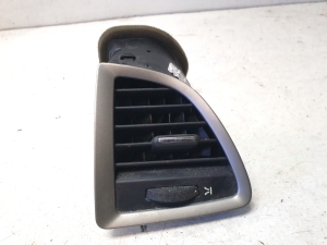 Dashboard air vent grilles - 13300549