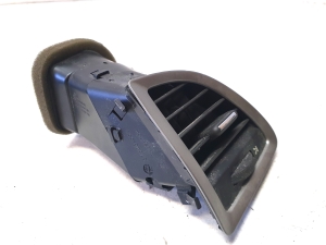 Opel Astra J (2009–2017) Dashboard air vent grilles 13300549 - 5