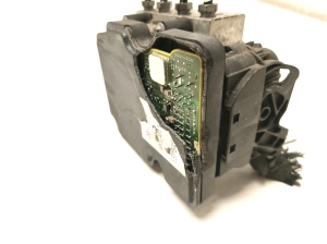 Mercedes Benz B-Class 246 (2011–2017) ABS unit A0094316512 - 2