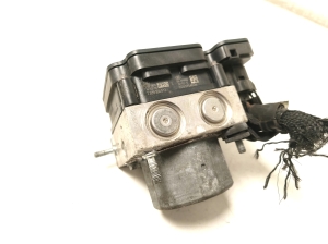 Mercedes Benz B-Class 246 (2011–2017) ABS unit A0094316512 - 4