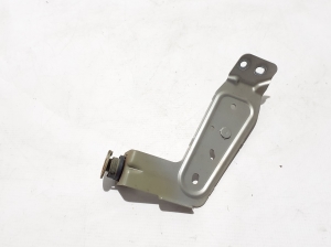 VOLVO XC90 (2015–2024) Front fender bracket 31371011 - 2