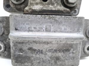 Skoda Superb (2008–2015) Motorlager 3C0199555R - 2