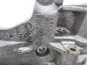 Skoda Superb (2008–2015) Halter für Klimakompressor 03L903143Q - 5
