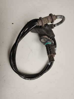 ABS-Sensor hinten - a2135403805