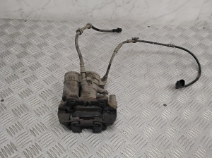 BMW 2 SERIES F45 (2014–2026) Tagumine pidurisadul 6798957 - 4