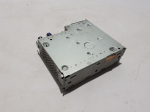 AUDI Q5 (2017–2026) Radio (head unit) 80A035050K - 3