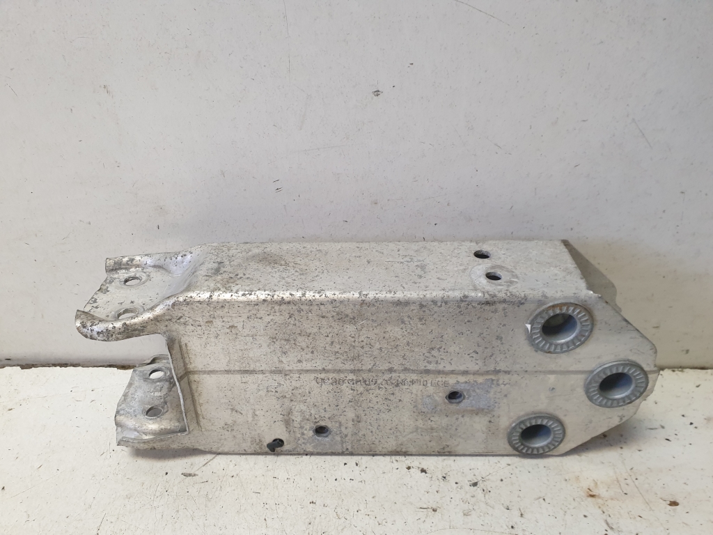 AUDI A6 C6 (2004–2011) Põrkeraua tala amortisaator 0236CH8976R6F10 AUDI A6 C6 (2004–2011) Põrkeraua tala amortisaator 0236CH8976R6F10
