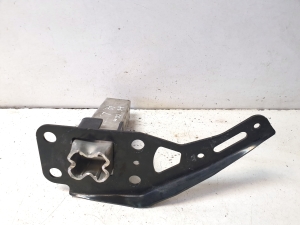 AUDI A6 C6 (2004–2011) Shock absorber for front bumper beam 4F0807133 - 4