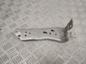 Sonstiger Halter - 7301585