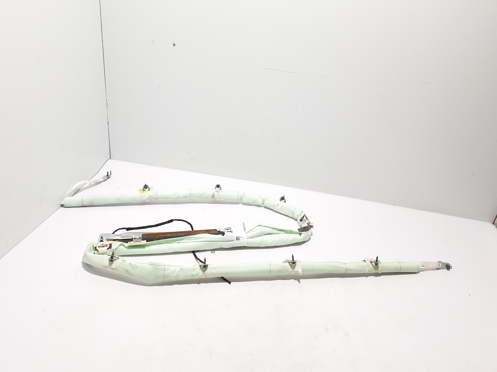 VOLVO XC90 (2015–2024) Katuse turvapadi 31369284 VOLVO XC90 (2015–2024) Katuse turvapadi 31369284