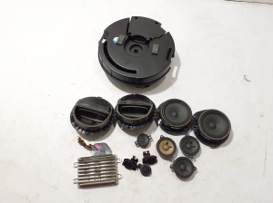 Amplificateur audio de voiture - 8Y0035465A