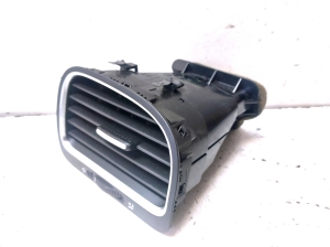 Volkswagen Golf VI (2008–2013) Dashboard air vent grilles 5K0819710 - 3
