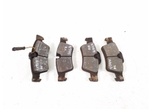 Bremsbeläge hinten - A0044205220