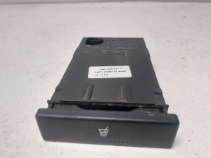 Cup holder - 7M5858601C