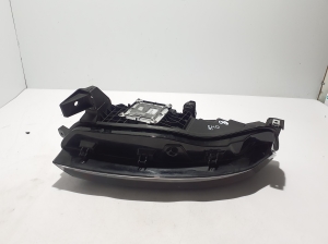RENAULT Megane E-Tech CMF-EV (2022–2026) Headlight 260103279R - 8