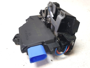 Volkswagen Golf V (2003–2009) Front door lock 301837015AB - 2