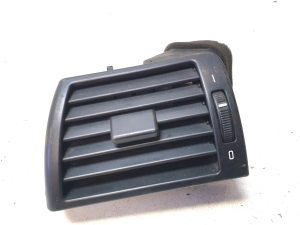 Armatuurlaua ventilatsioonivõred - 64228361897