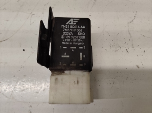 Ford Galaxy (1995–2006) Glow plug relay 7M5919506 - 2