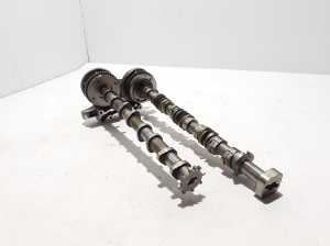 AUDI Q5 (2017–2026) Camshaft 06Q109021B - 3