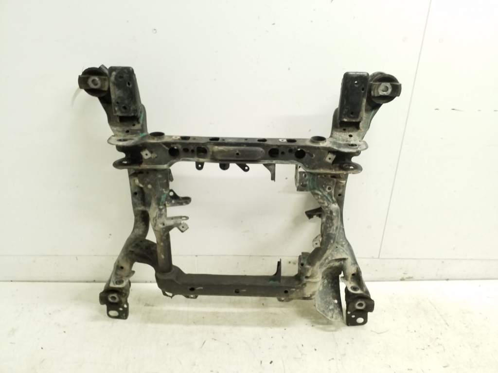 Mercedes Benz GLS 166 (2015–2019) Eesmine alusraam A1663302900 Mercedes Benz GLS 166 (2015–2019) Eesmine alusraam A1663302900