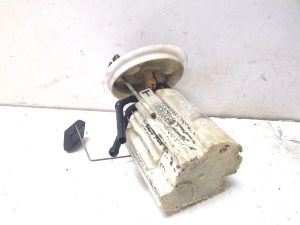 Mercedes Benz GLK-Class 204 (2008–2015) Kütusepump paagis A2044702294 - 4