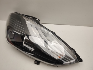 RENAULT Scenic (2009–2015) Esituli 260606760R - 3