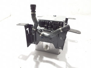 Mercedes Benz GLS 167 (2019–2026) Akumulators A0009823413 - 3