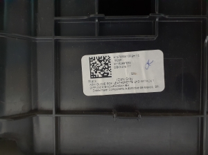 Mercedes Benz GLS 167 (2019–2026) Glove box A1676804100 - 4