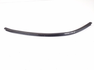 Mercedes Benz SLK-Class 171 (2004–2011) Esiukse tihenduskumm A1716970351 - 2