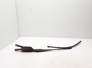   Windshield wiper arm  - A1678201100 