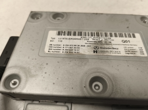 Mercedes Benz E-Class W212 (2009–2015) Multimedia control module A2048708626 - 3