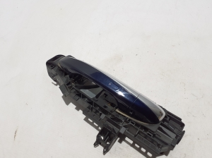Mercedes Benz GLS 167 (2019–2026) Front door external opening handle and its details - 2